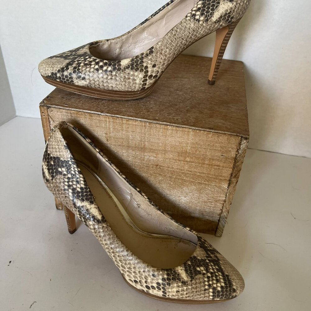 Women`s Heels - Picture 5 of 5